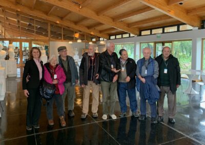 15/11/2024 De izquierda a derecha: Paula Decorte (AEIB), Promo 17: Maria Leticia Rovetta, Horacio Salva, Javier Luzuriaga, Daniel Levi, Jose Ignacio Castro, Gabriel Braunstein, y Oscar Ignazzi